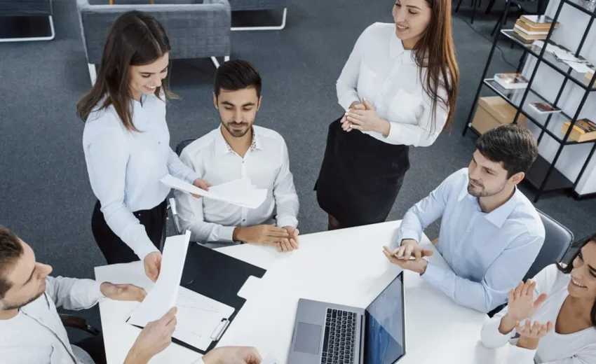 5 Essential Tools to Boost Your Marketing Strategy on LinkedIn